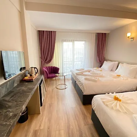 Ξενοδοχείο The Nova Γιάλοβα