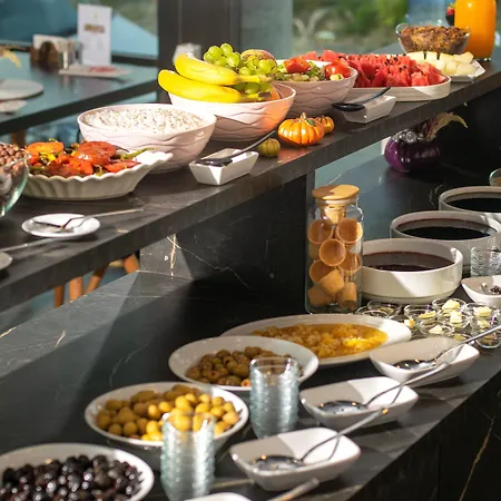 Ξενοδοχείο The Nova Γιάλοβα