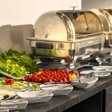 The Nova Ξενοδοχείο