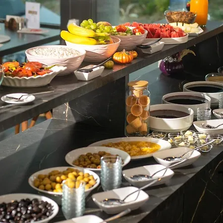 The Nova فندق يالوفا