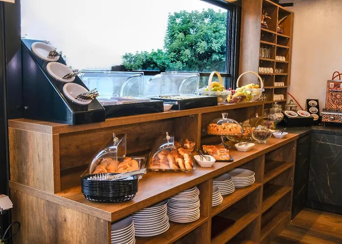 The Nova Hotell Yalova (Yalova)